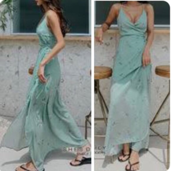 ASTR Green Wrap Tie Front Dress with Embroidered Floral Detail – Size Large - Picture 4 of 16